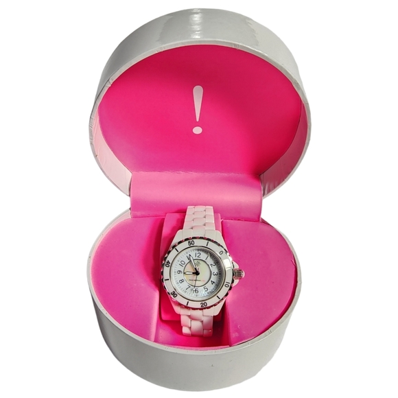 Isaac Mizrahi white Mable watch #001 - Picture 3 of 12